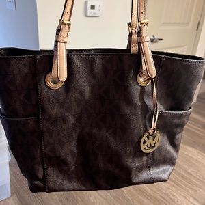 Michael Kors Tote
